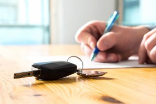 Foto: Autoschlüssel auf Tisch